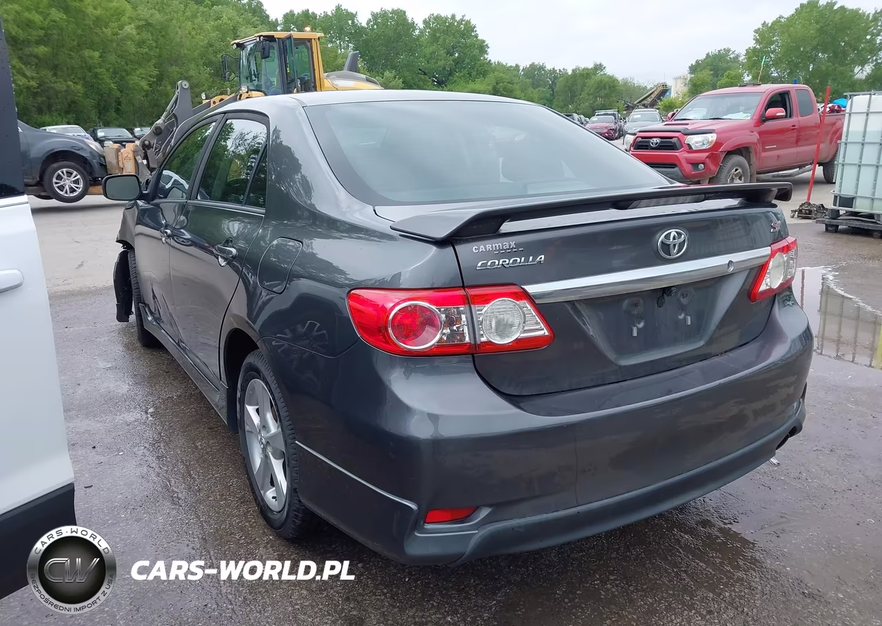2013 Toyota Corolla S VIN:5YFBU4EE8DP160390 - 3
