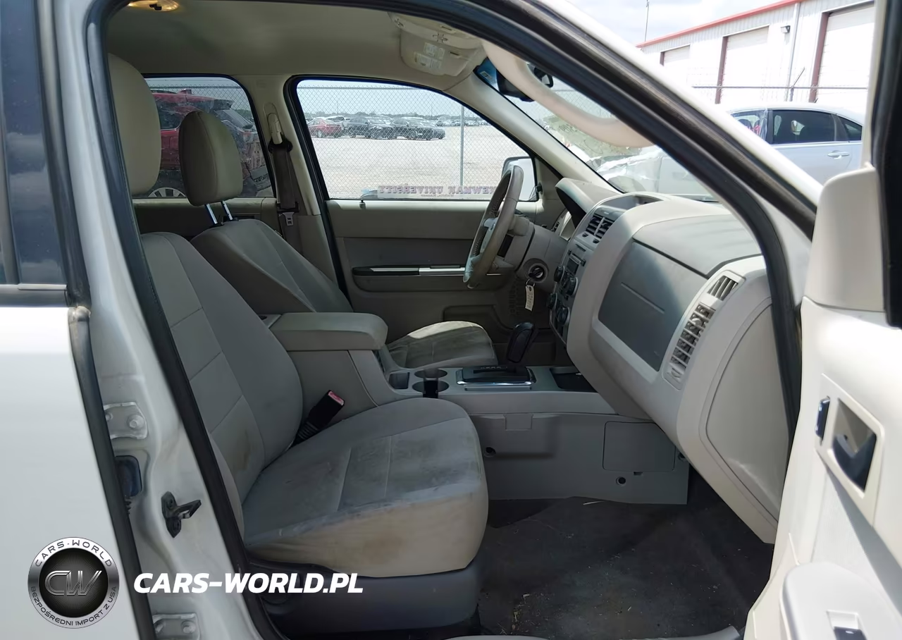 2011 Ford Escape Xlt VIN:1FMCU0D71BKC51394 - 5