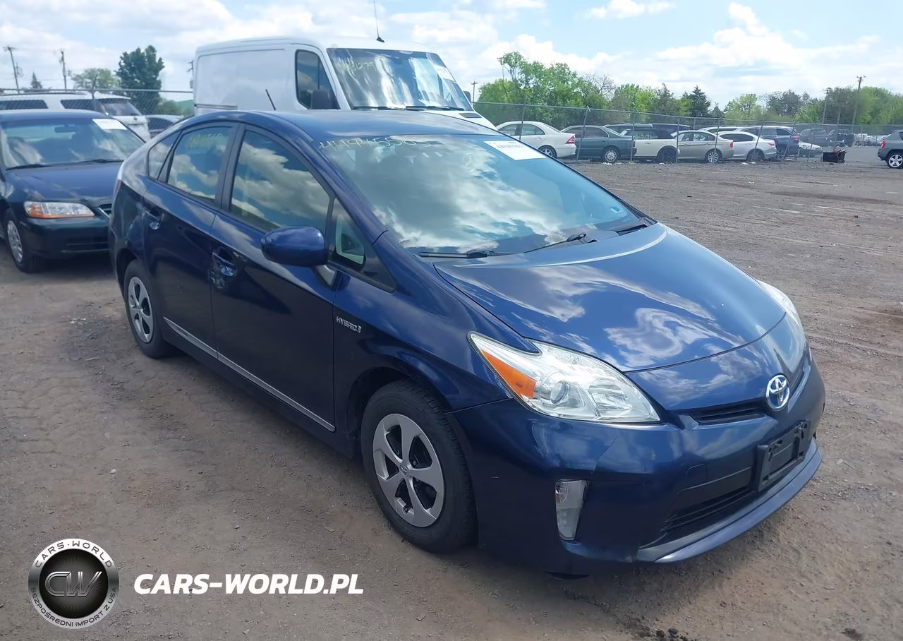 2013 Toyota Prius Two