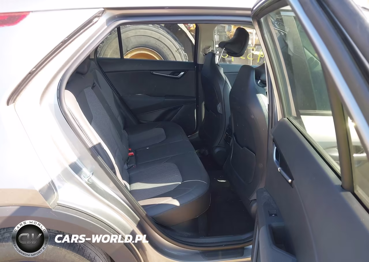 2023 Kia Niro Ex VIN:KNDCR3LE6P5056923 - 8