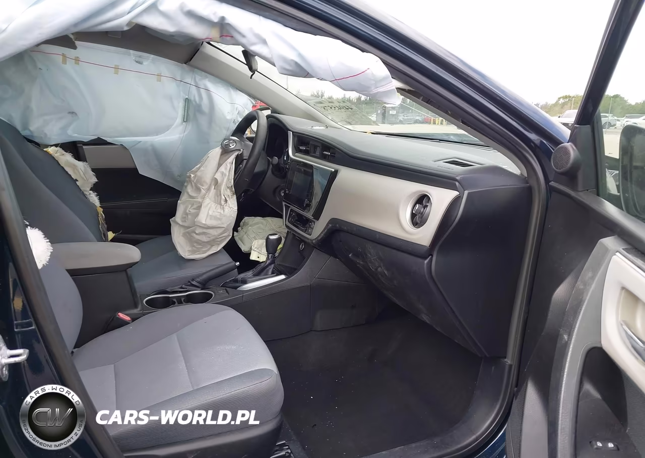 2018 Toyota Corolla Le VIN:5YFBURHE3JP849645 - 5
