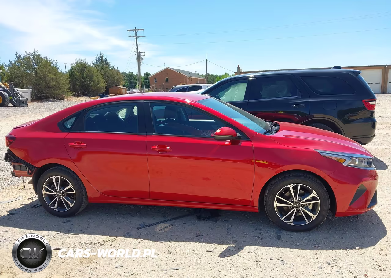 2024 Kia Forte Lxs VIN:3KPF24AD4RE828098 - 13