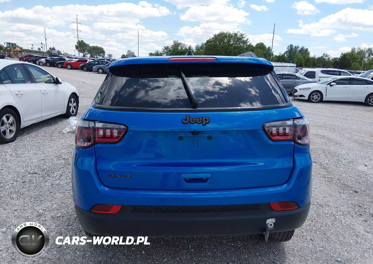 2025 Jeep Compass Latitude 4X4 VIN:3C4NJDBN6ST517845 - 17