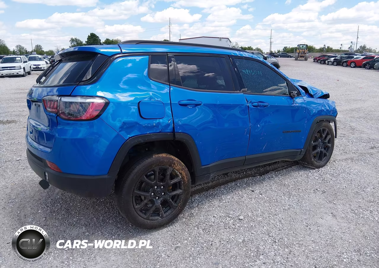 2025 Jeep Compass Latitude 4X4 VIN:3C4NJDBN6ST517845 - 4