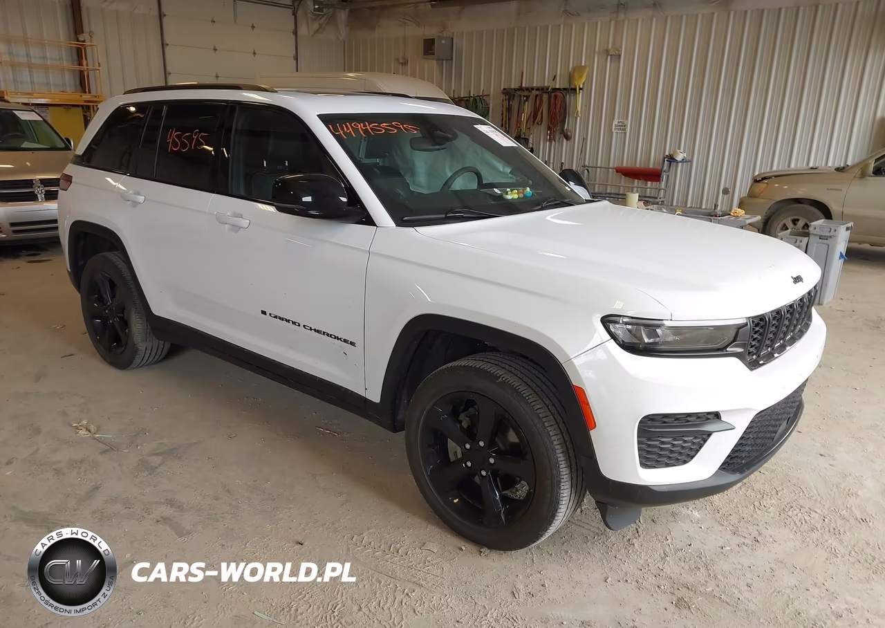 2023 Jeep Grand Cherokee Altitude 4X4 – zdjęcie 1 z 16