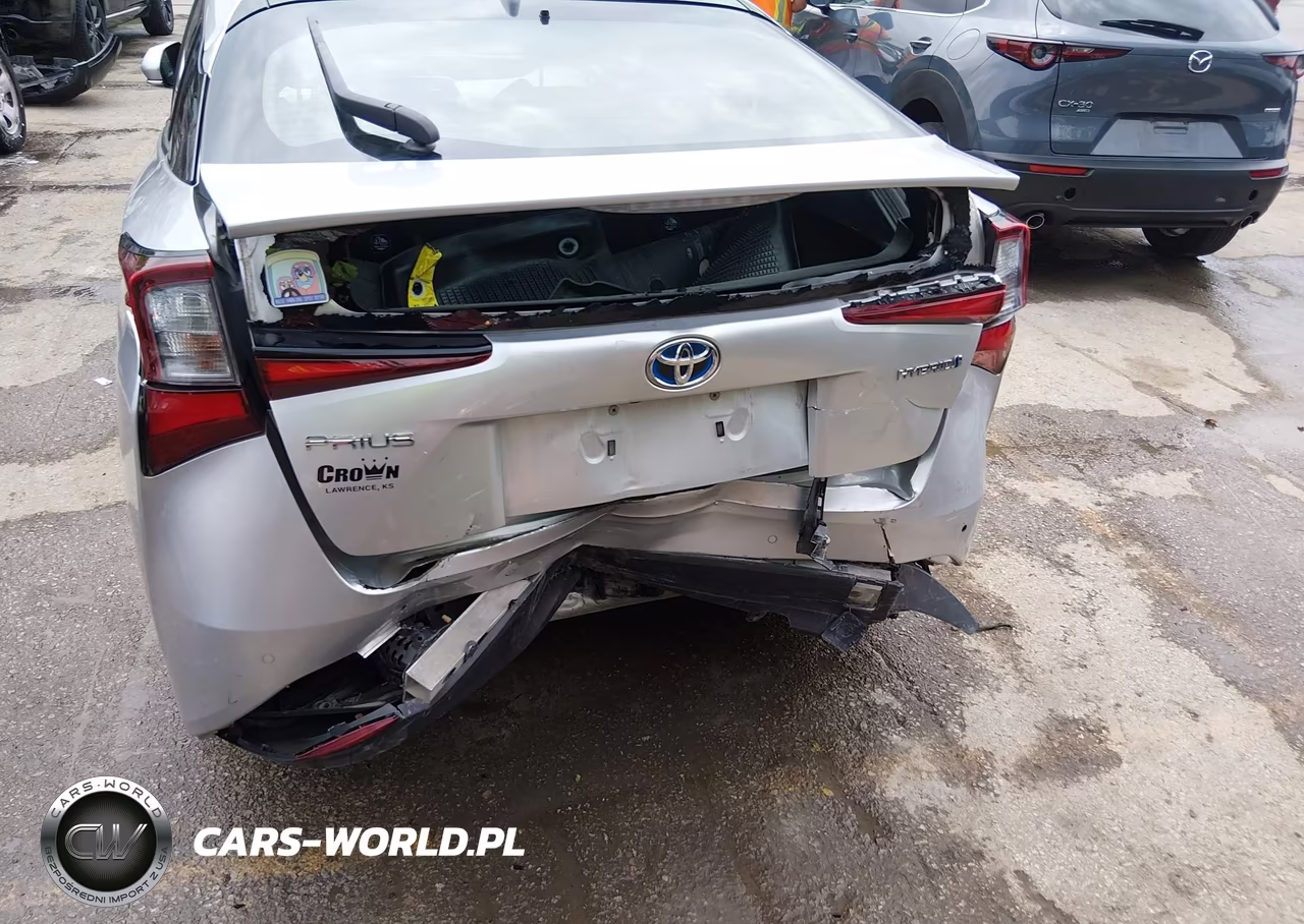 2022 Toyota Prius Le VIN:JTDKAMFU6N3165287 - 6