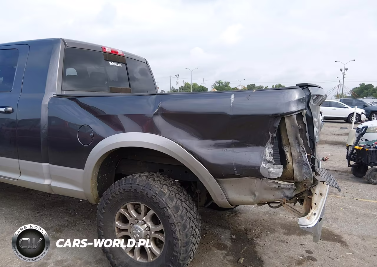 2014 Ram 2500 Laramie VIN:3C6UR5NL5EG195272 - 6