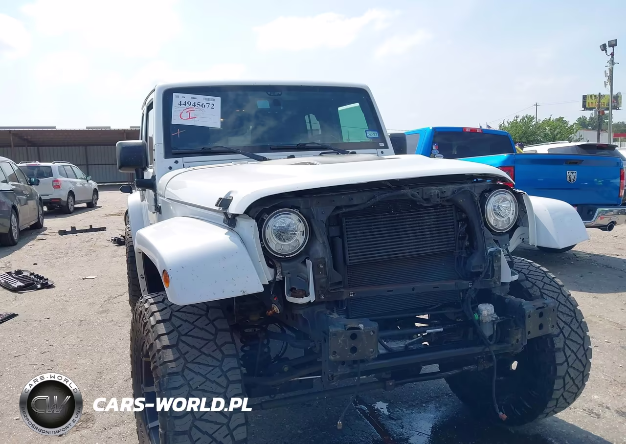 2017 Jeep Wrangler Unlimited Rubicon Recon 4X4 VIN:1C4BJWFG3HL651887 - 6