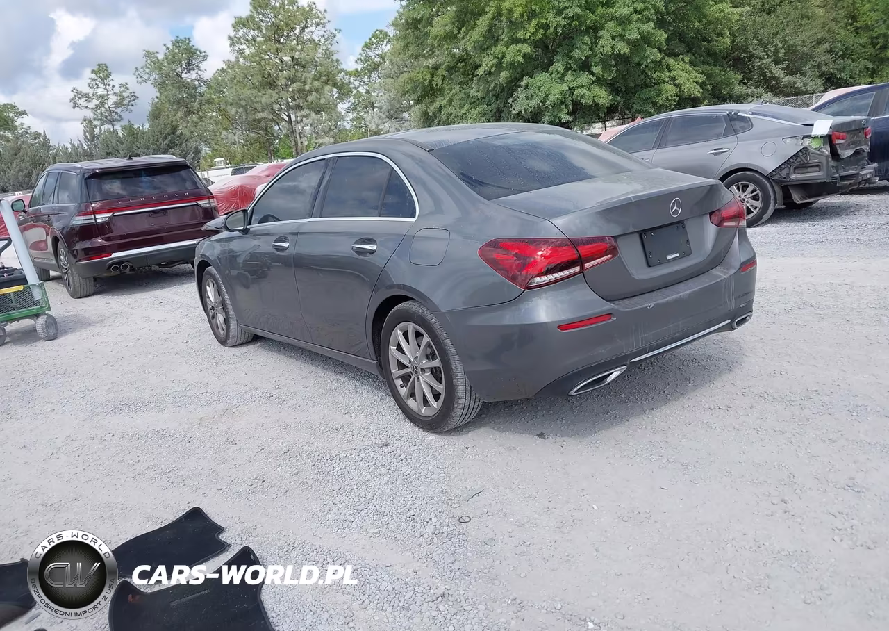 2019 Mercedes-Benz A 220 VIN:WDD3G4EB0KW024380 - 3