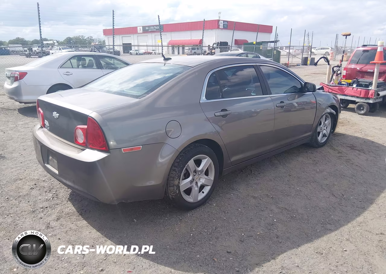 2011 Chevrolet Malibu Ls VIN:1G1ZB5E11BF373668 - 4