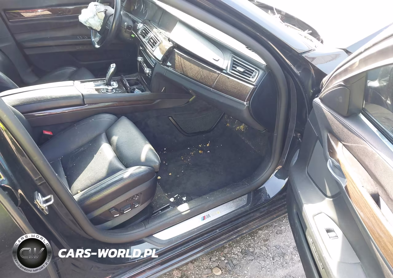 2011 BMW 750Li VIN:WBAKB8C50BCY66031 - 5