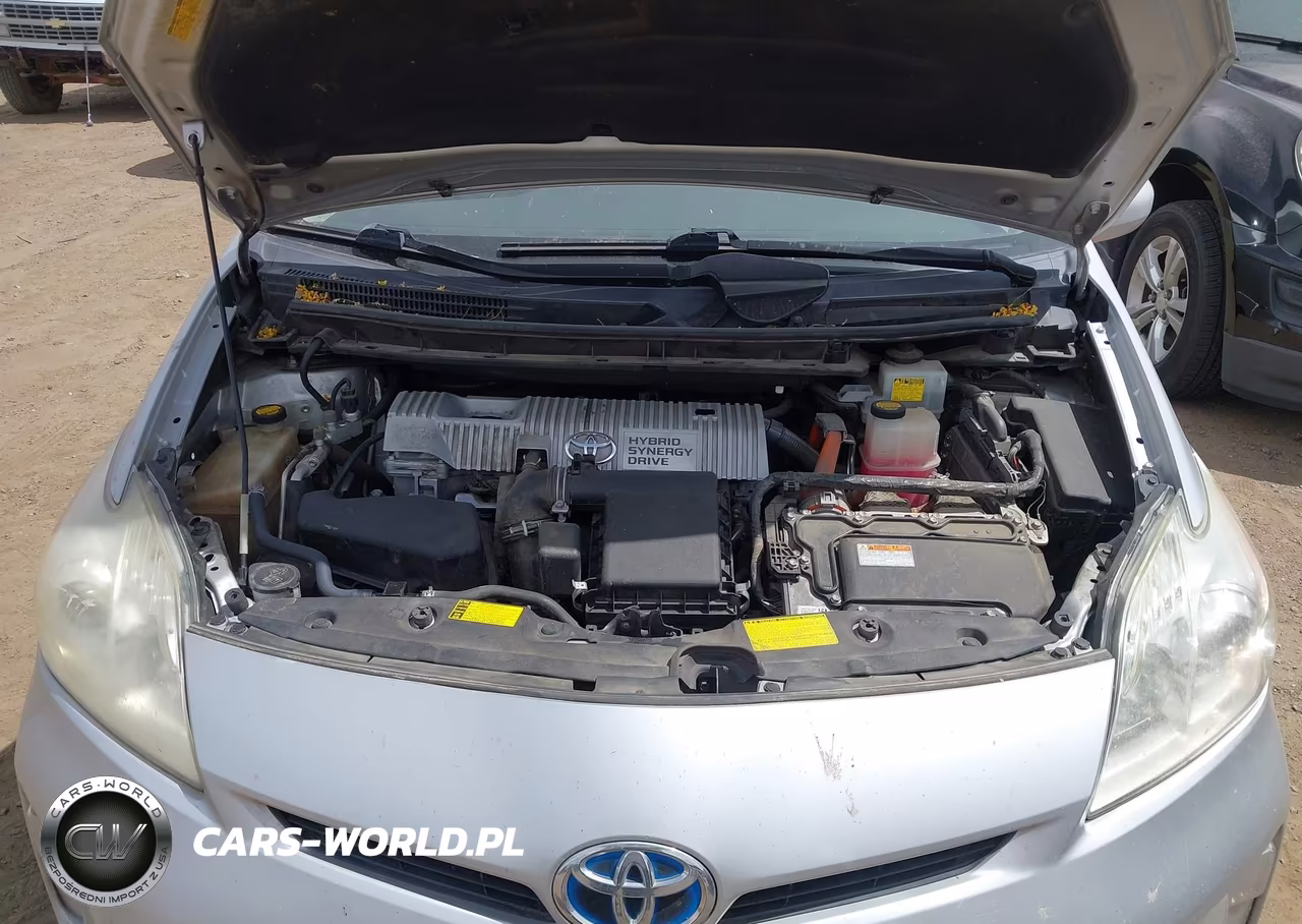 2014 Toyota Prius Two VIN:JTDKN3DU0E1741906 - 10