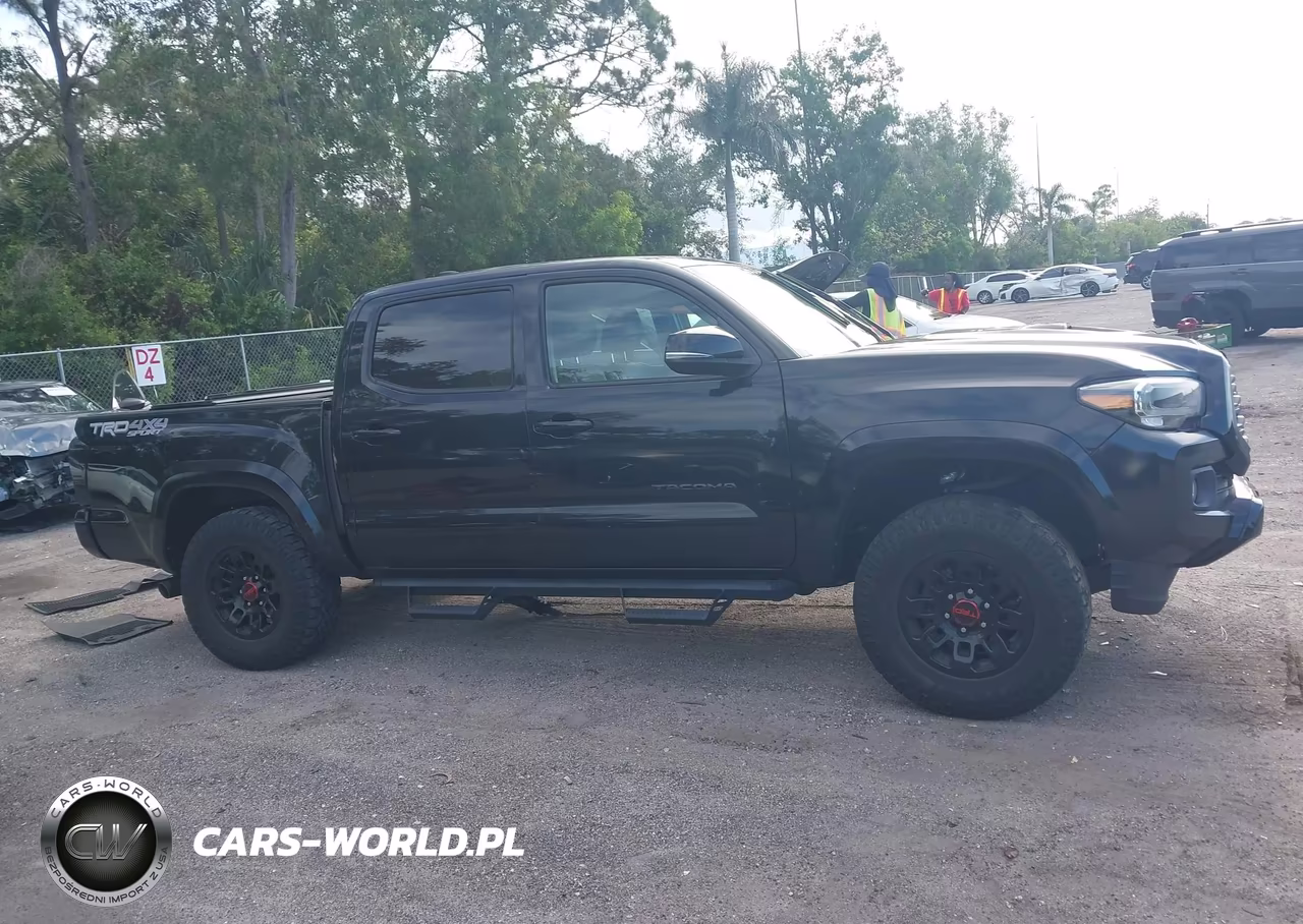 2022 Toyota Tacoma Trd Sport VIN:3TMCZ5AN0NM484444 - 12