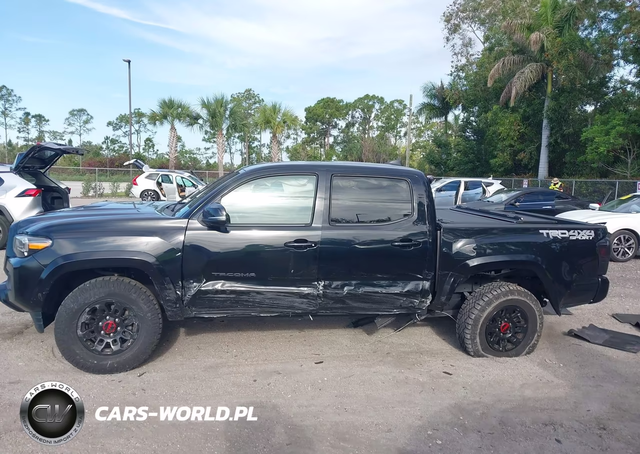 2022 Toyota Tacoma Trd Sport VIN:3TMCZ5AN0NM484444 - 13