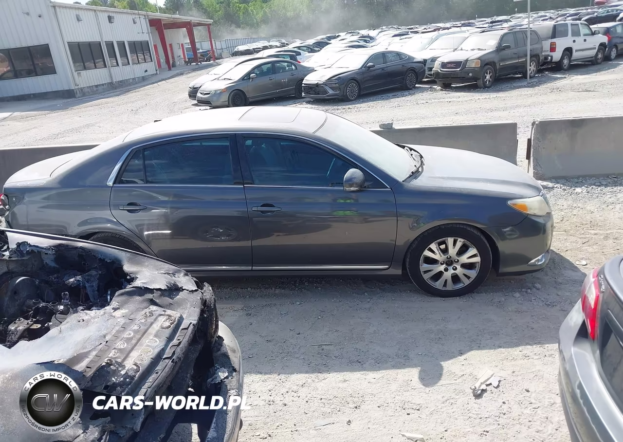 2011 Toyota Avalon VIN:4T1BK3DB6BU381375 - 13