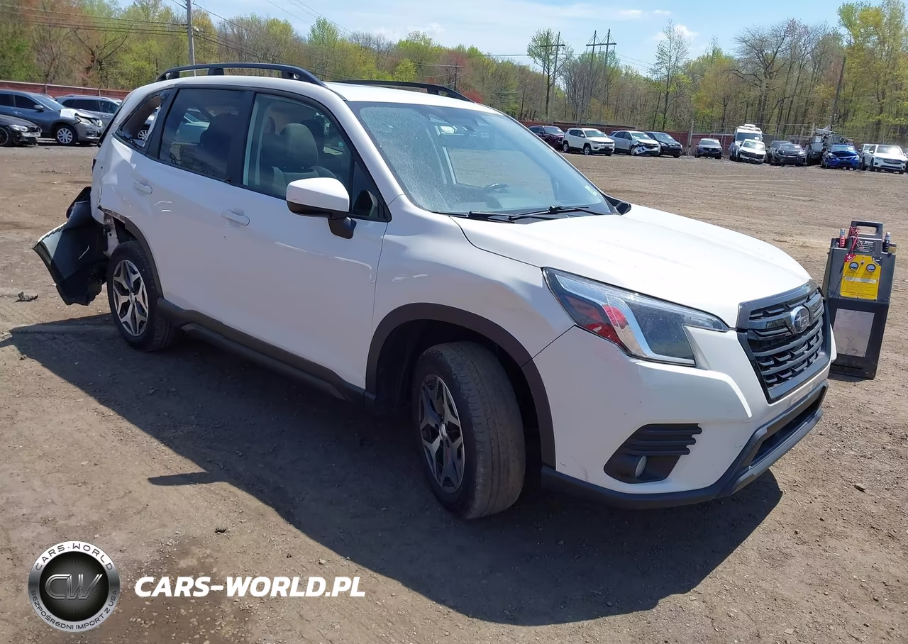 2023 Subaru Forester Premium – zdjęcie 1 z 17