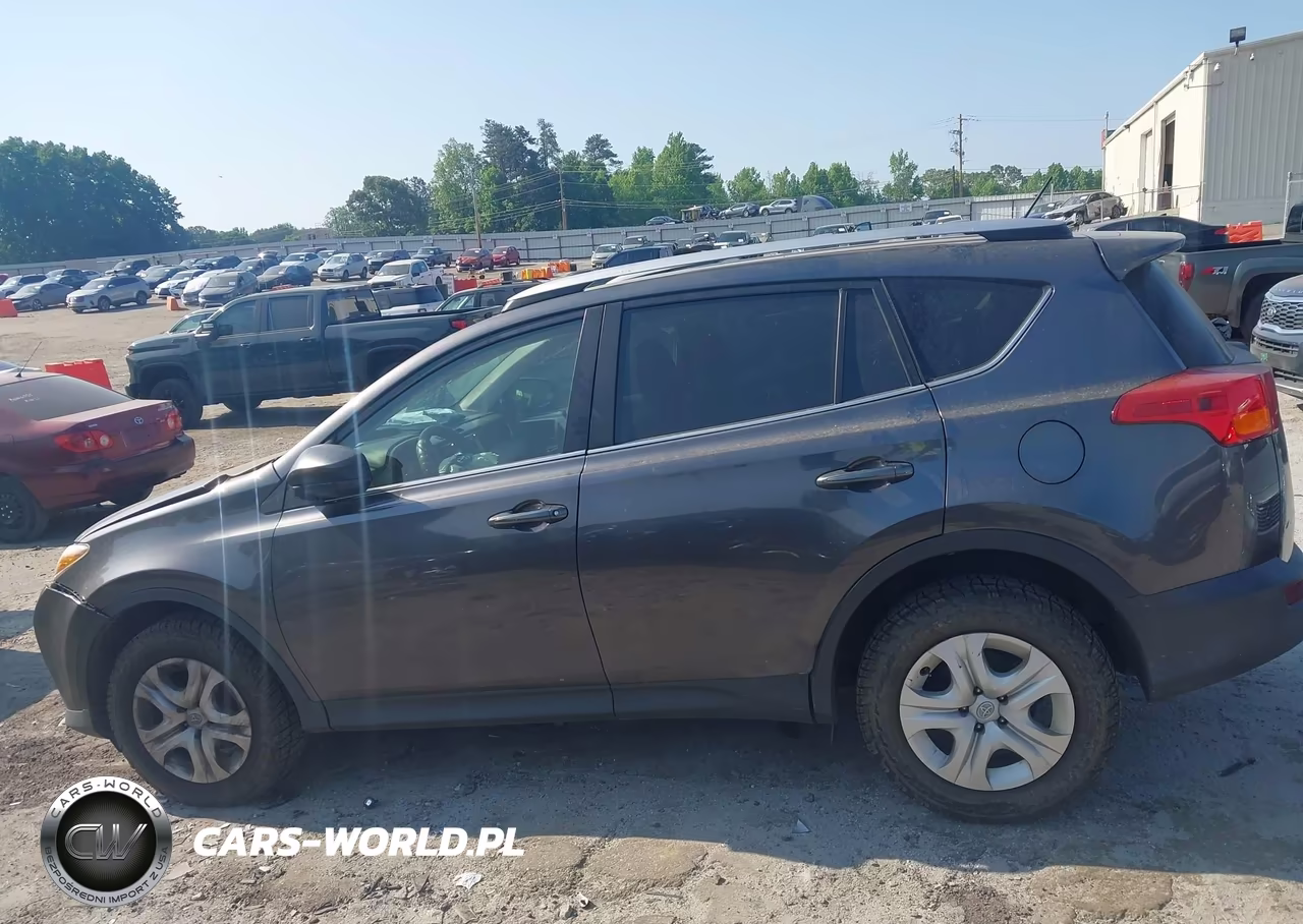 2015 Toyota Rav4 Le VIN:JTMBFREV2FJ028188 - 14