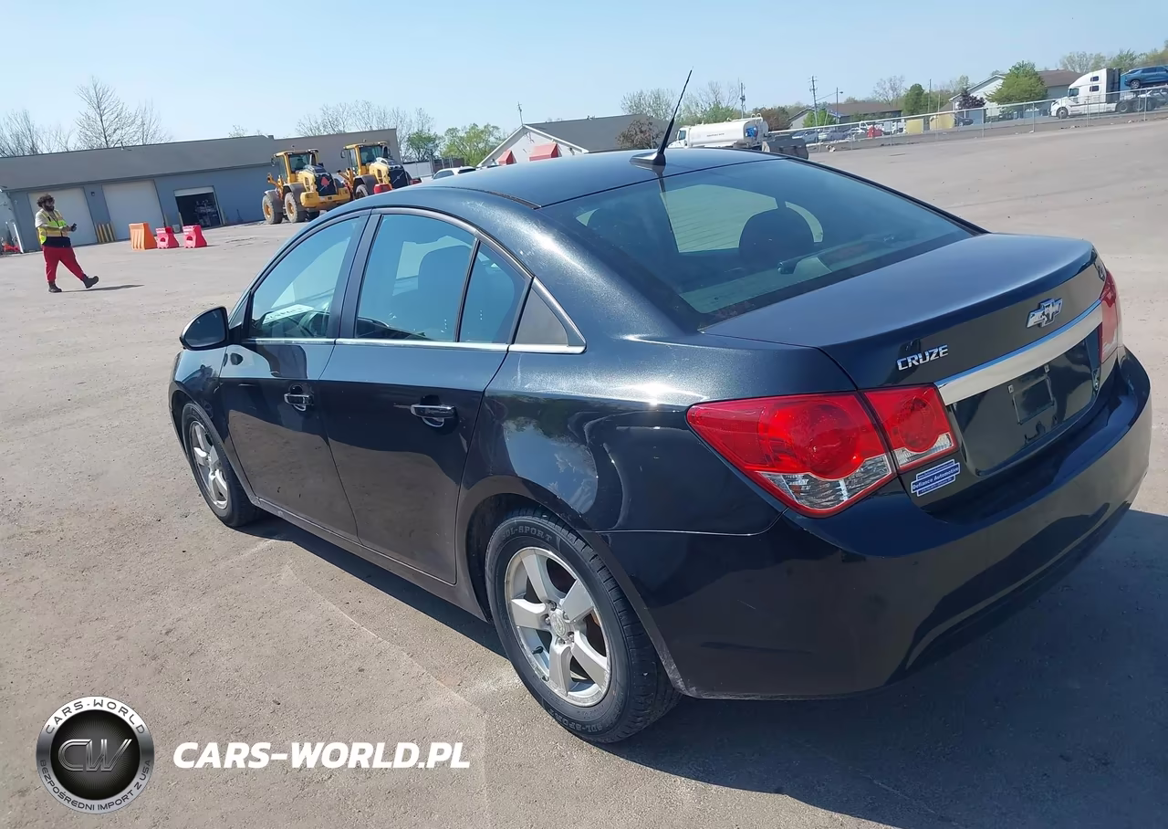 2014 Chevrolet Cruze 1Lt Auto VIN:1G1PC5SB2E7216389 - 3