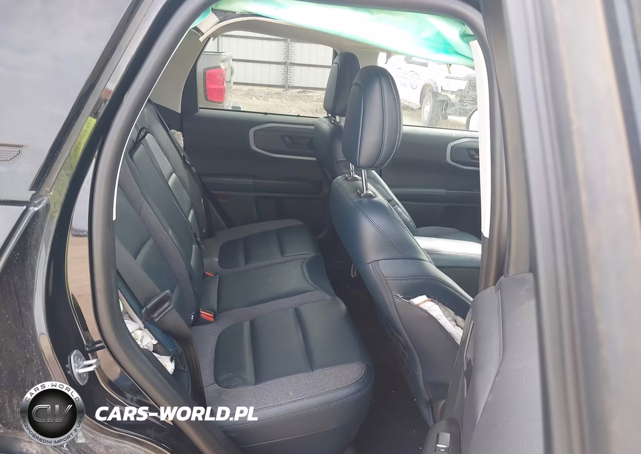 2022 Ford Bronco Sport Outer Banks VIN:3FMCR9C6XNRD65604 - 8