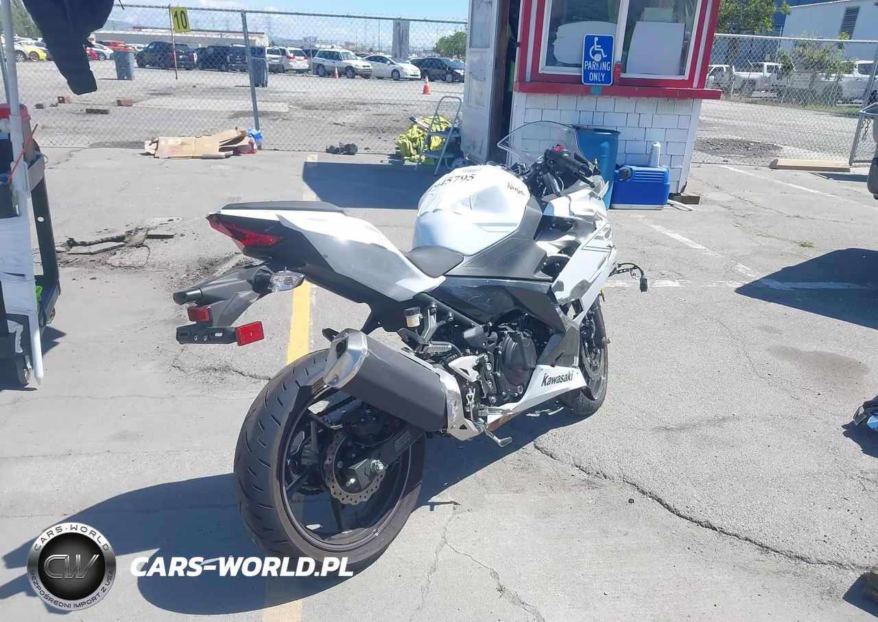 2023 Kawasaki Ex400 VIN:JKAEXKH1XPDAR4639 - 4