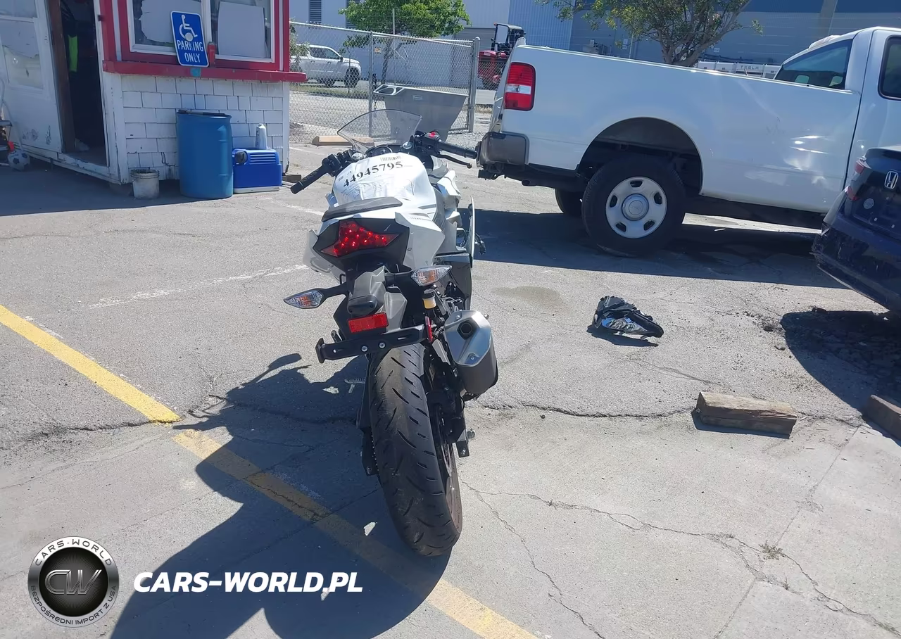 2023 Kawasaki Ex400 VIN:JKAEXKH1XPDAR4639 - 6