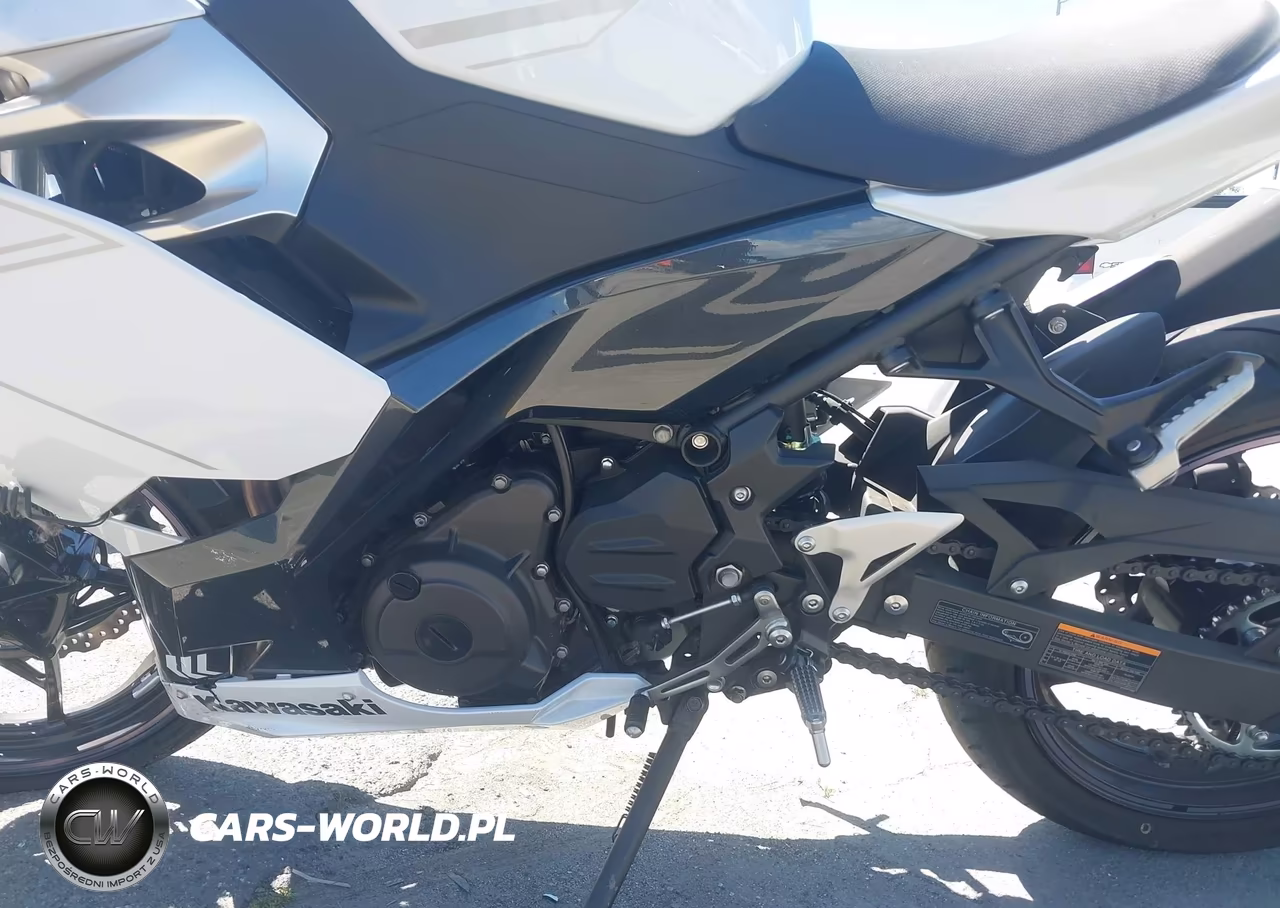 2023 Kawasaki Ex400 VIN:JKAEXKH1XPDAR4639 - 9