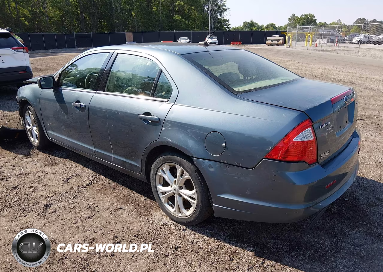 2012 Ford Fusion Se VIN:3FAHP0HA6CR209474 - 3