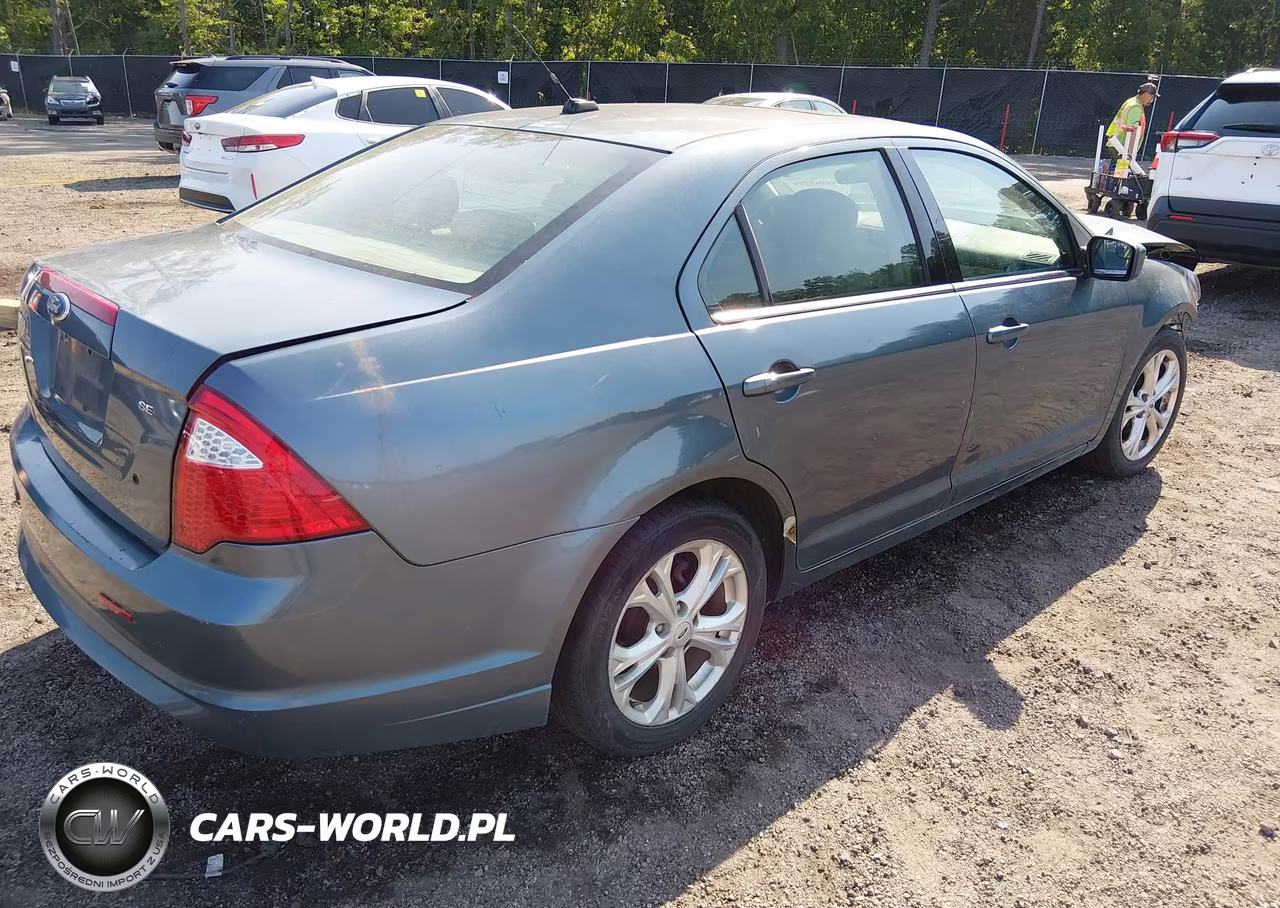 2012 Ford Fusion Se VIN:3FAHP0HA6CR209474 - 4