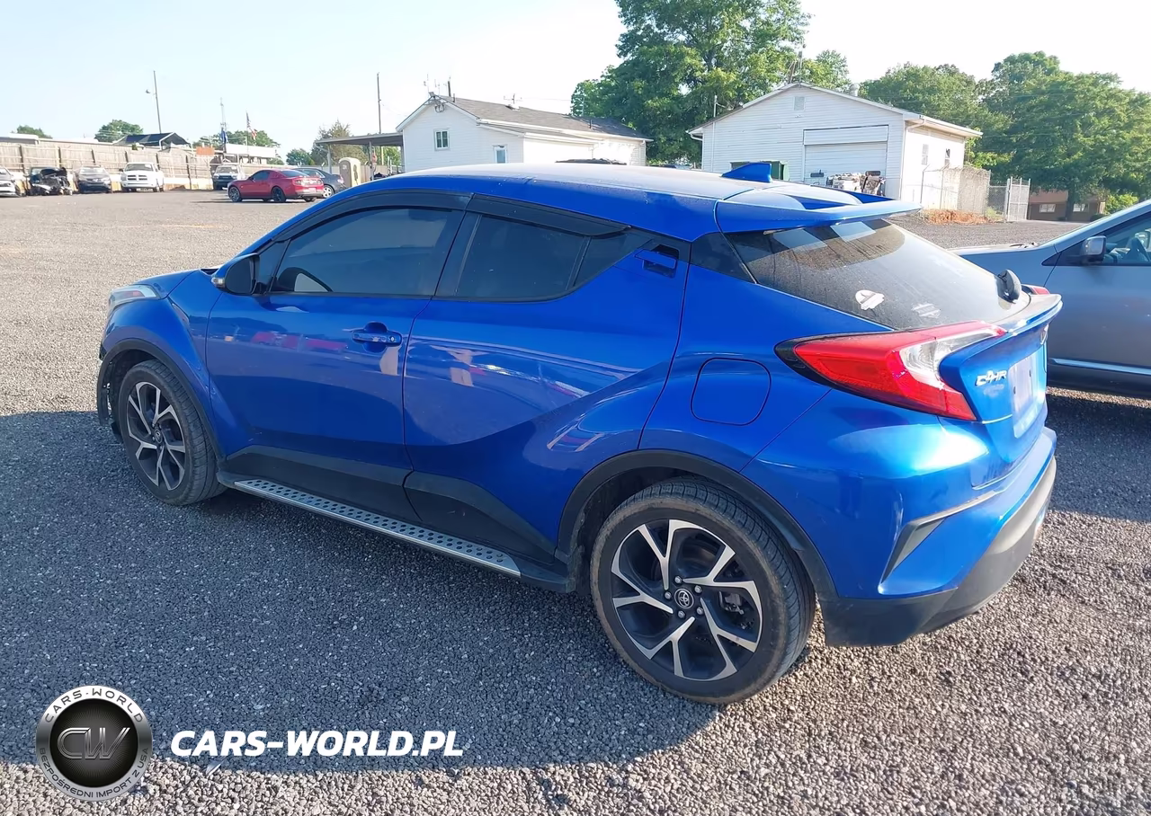 2018 Toyota C-Hr Xle Premium VIN:NMTKHMBX8JR001087 - 3