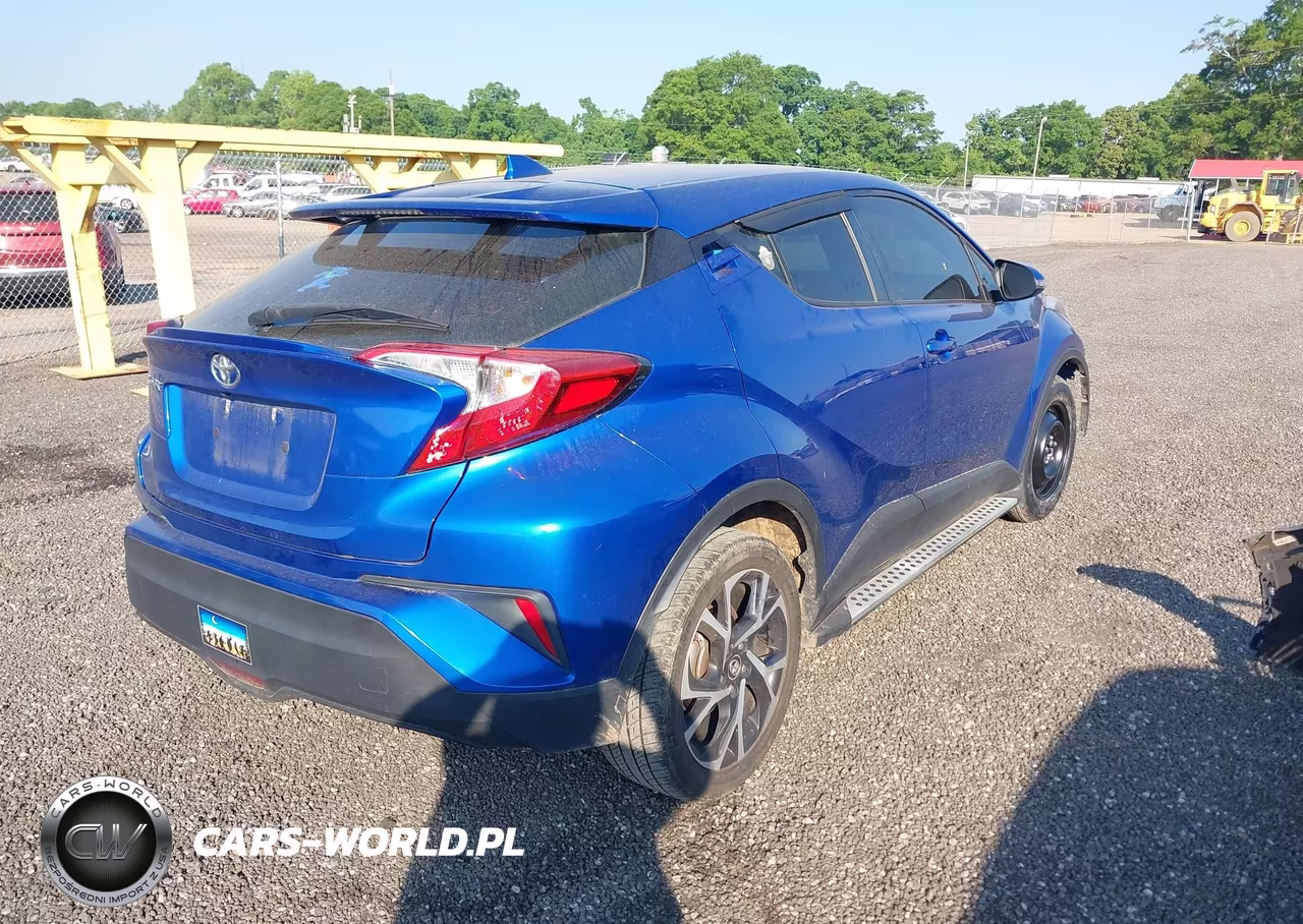 2018 Toyota C-Hr Xle Premium VIN:NMTKHMBX8JR001087 - 4