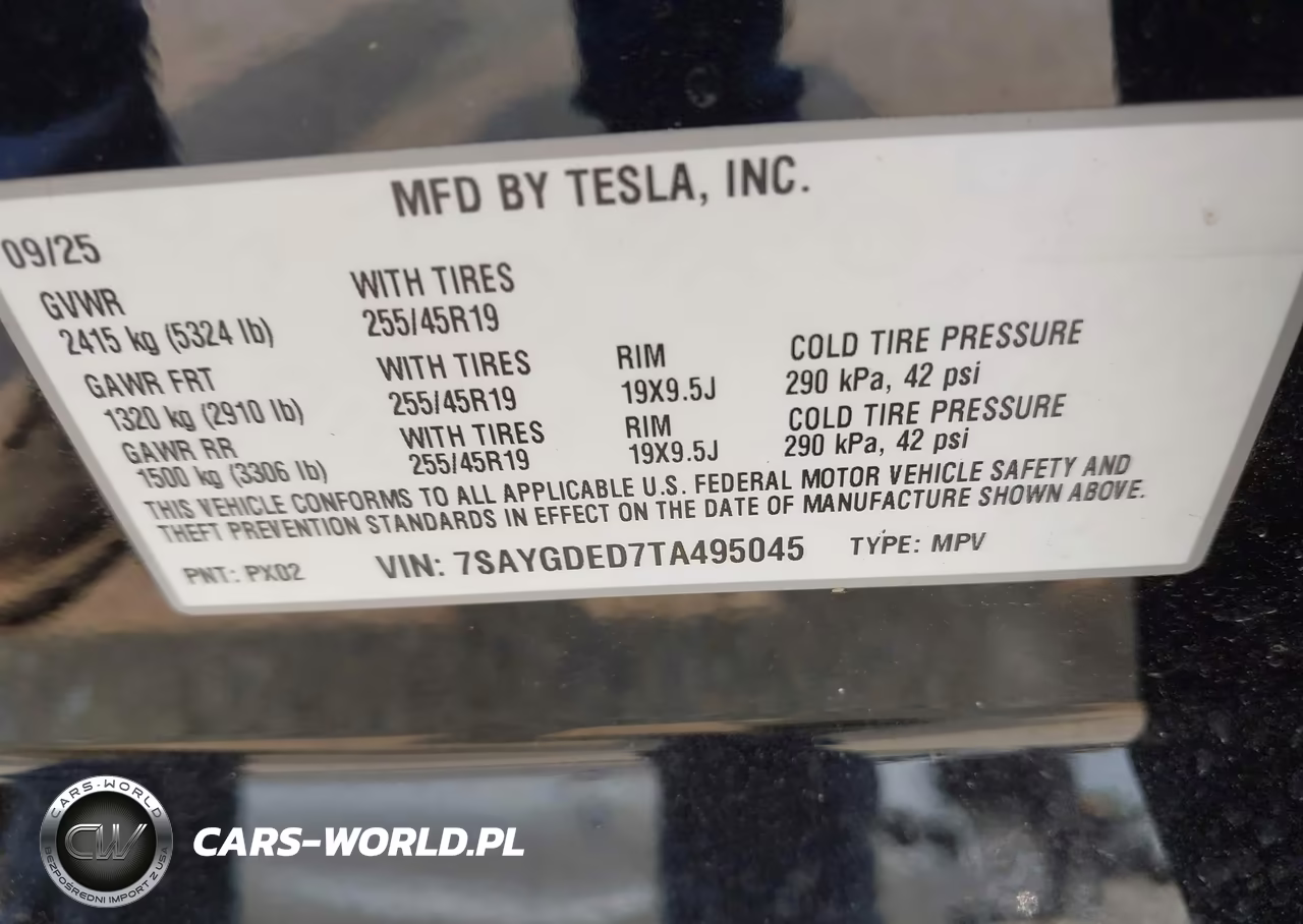 2026 Tesla Model Y VIN:7SAYGDED7TA495045 - 9