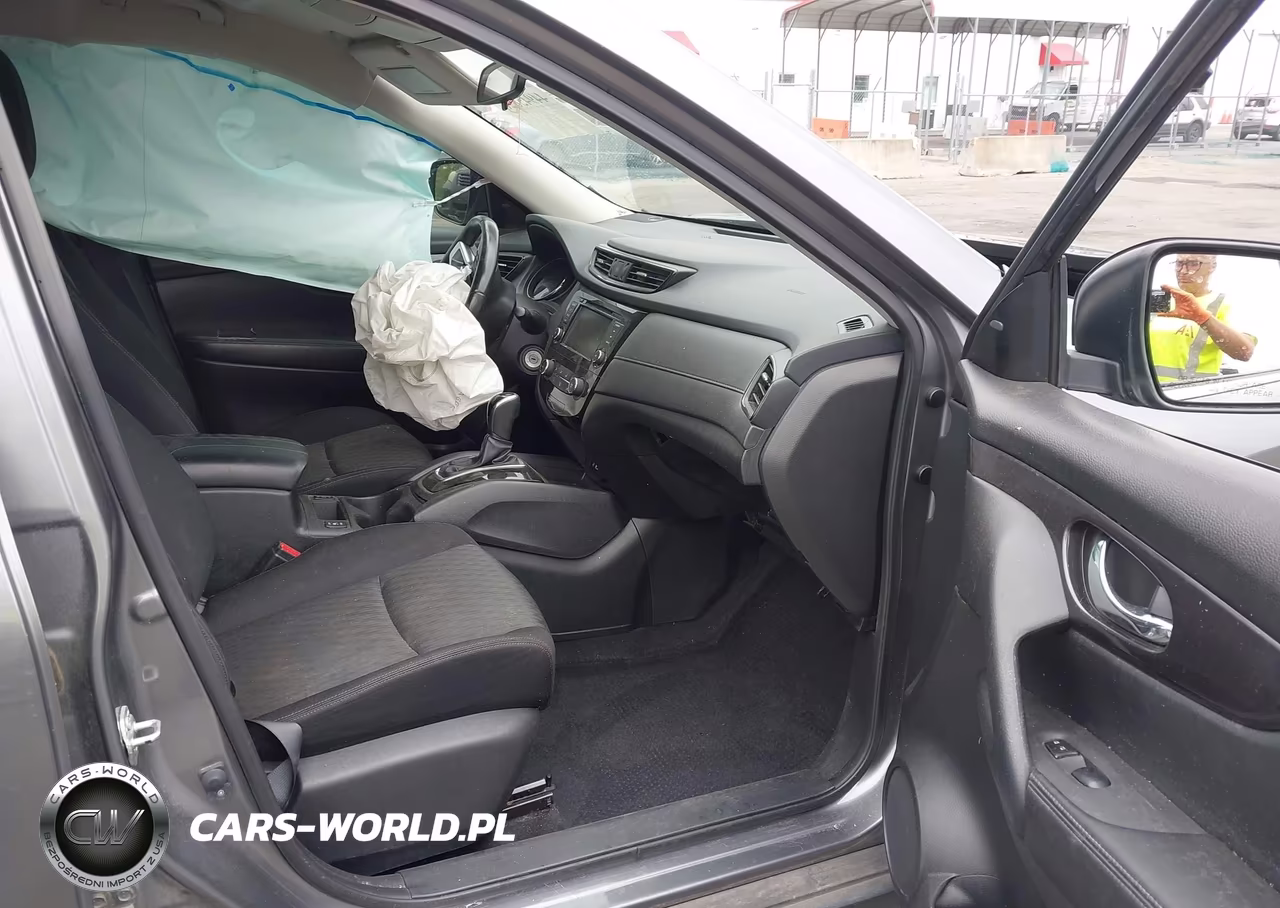 2019 Nissan Rogue S VIN:JN8AT2MTXKW266125 - 5