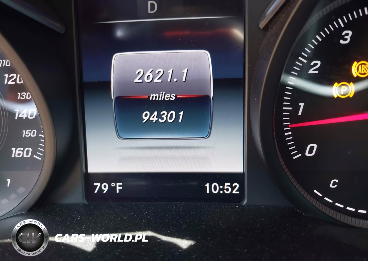 2018 Mercedes-Benz C 300 VIN:WDDWF4JB4JR389986 - 16