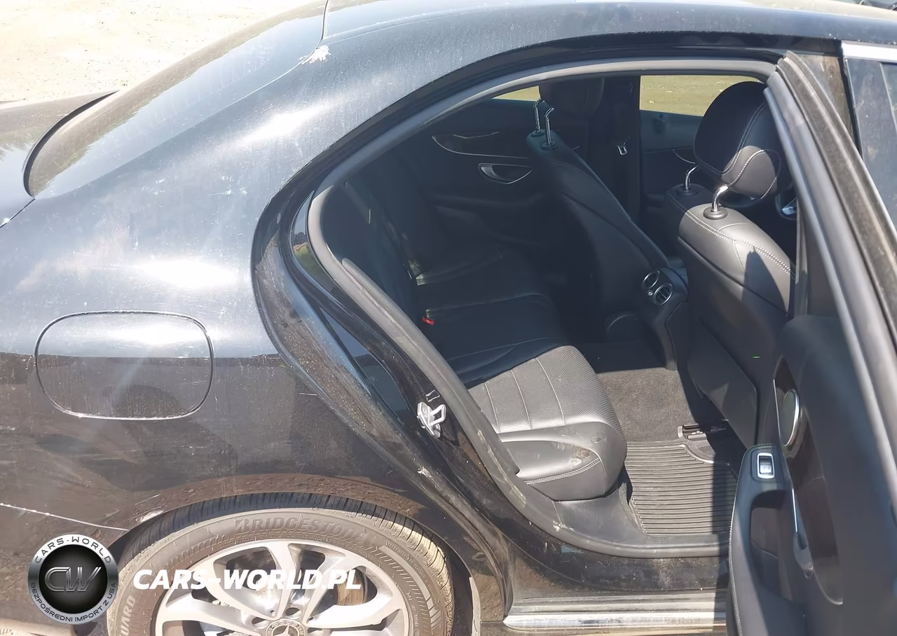 2018 Mercedes-Benz C 300 VIN:WDDWF4JB4JR389986 - 8