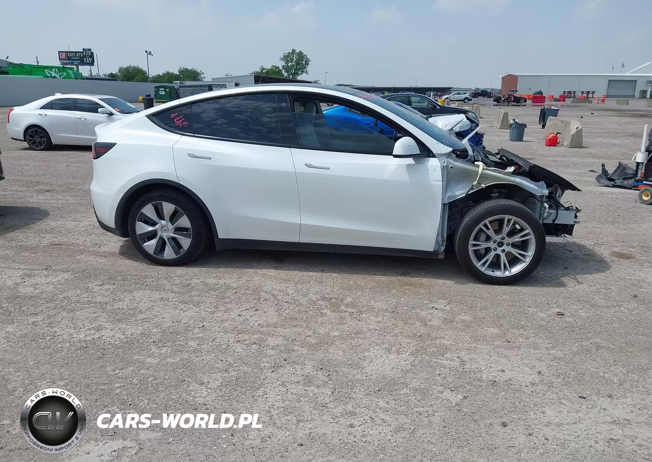 2022 Tesla Model Y Long Range Dual Motor All-Wheel Drive VIN:7SAYGAEE6NF388775 - 13