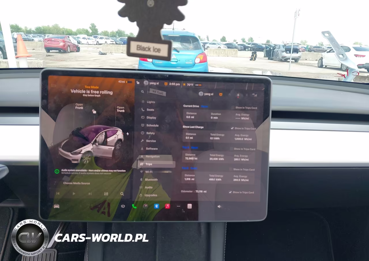2022 Tesla Model Y Long Range Dual Motor All-Wheel Drive VIN:7SAYGAEE6NF388775 - 18