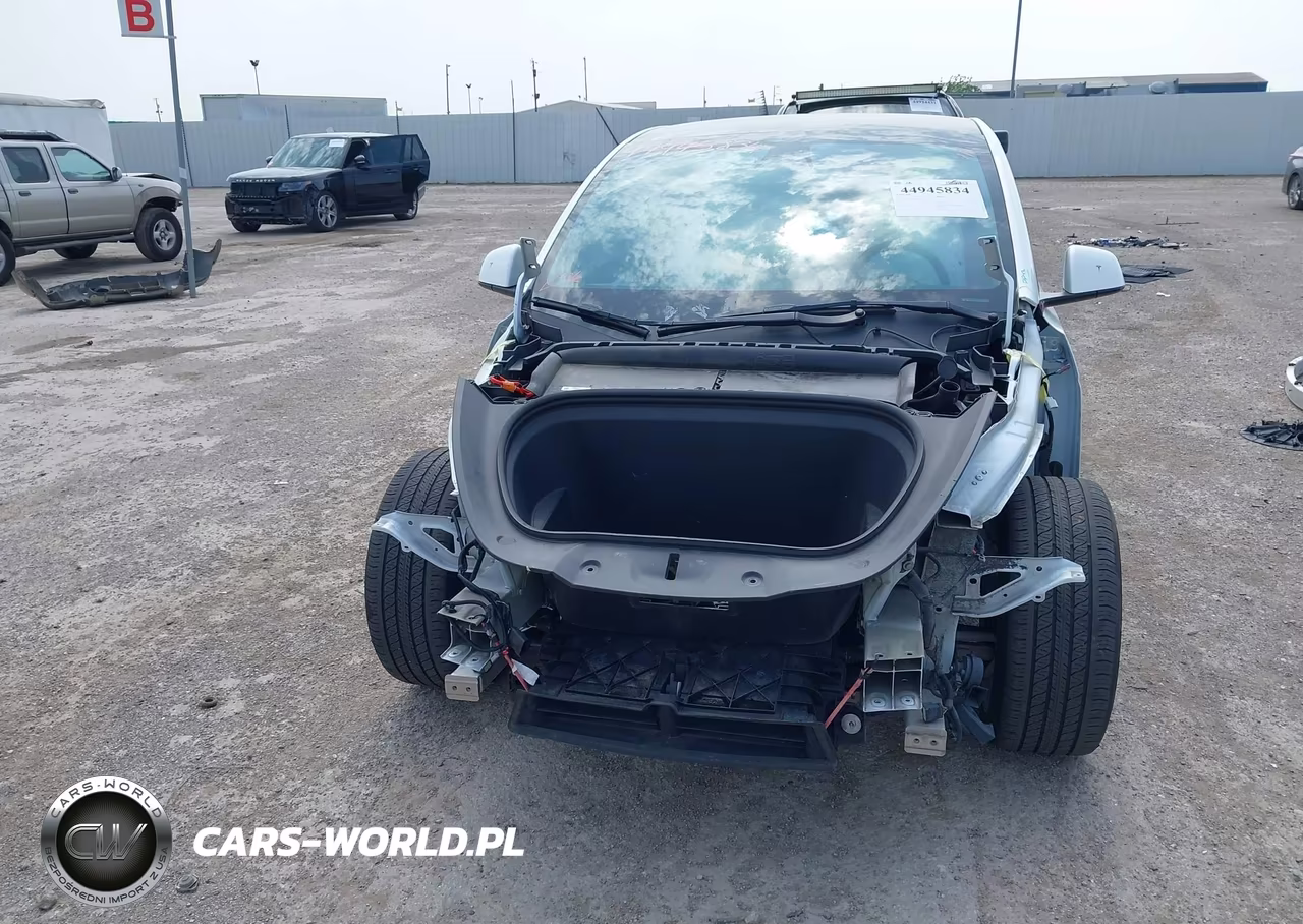 2022 Tesla Model Y Long Range Dual Motor All-Wheel Drive VIN:7SAYGAEE6NF388775 - 6