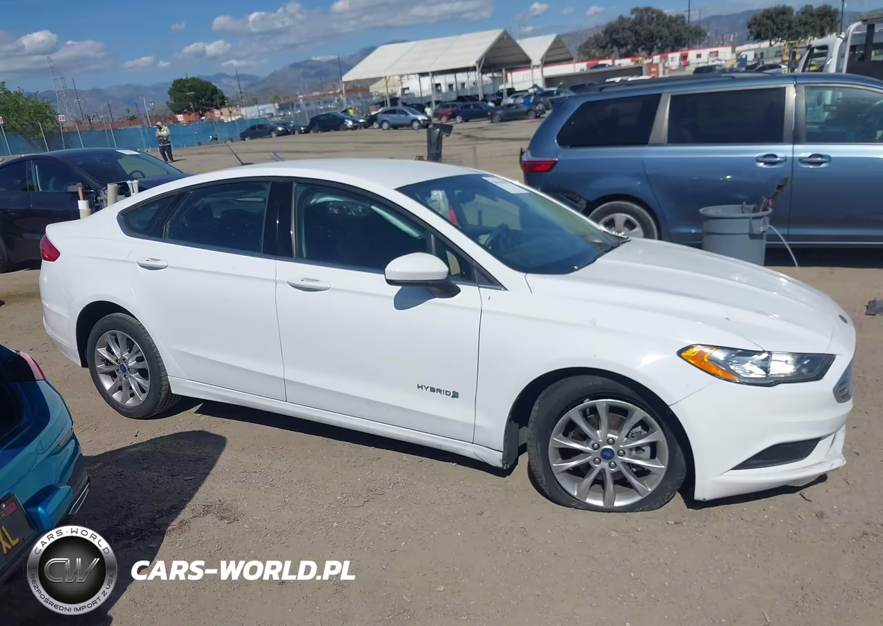 2017 Ford Fusion Hybrid Se VIN:3FA6P0LU8HR295323 - 12