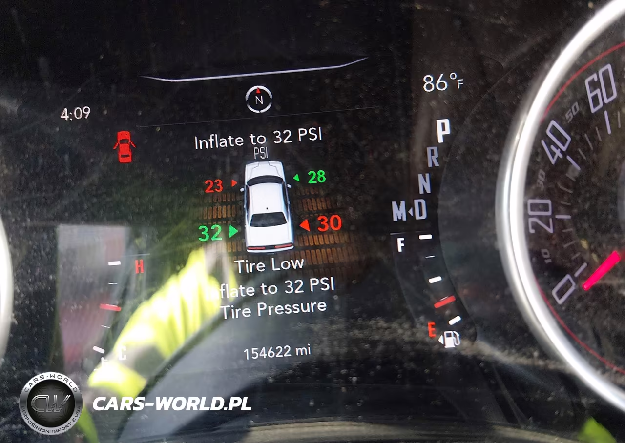 2015 Dodge Challenger Sxt VIN:2C3CDZAG4FH843080 - 16