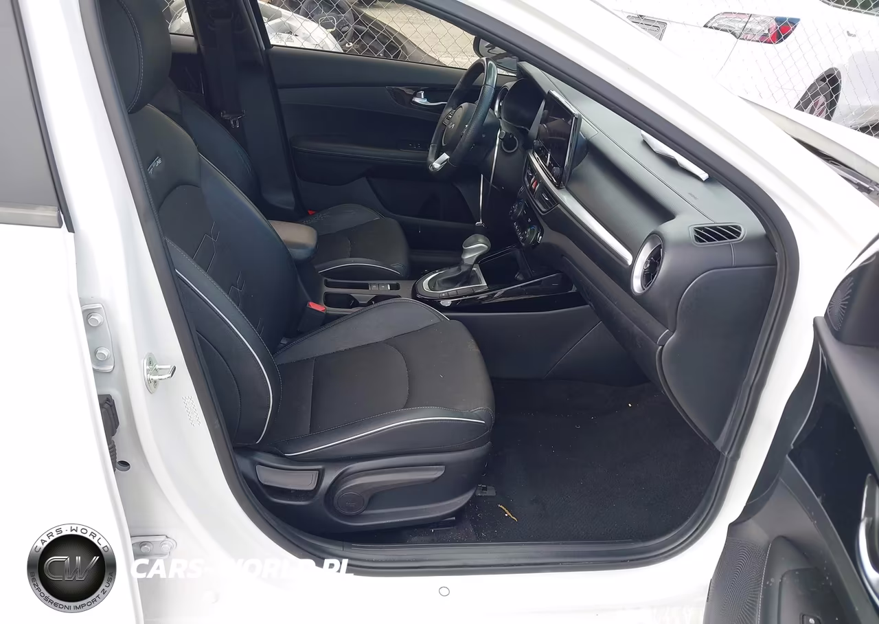 2022 Kia Forte Gt-Line VIN:3KPF54AD8NE421273 - 5