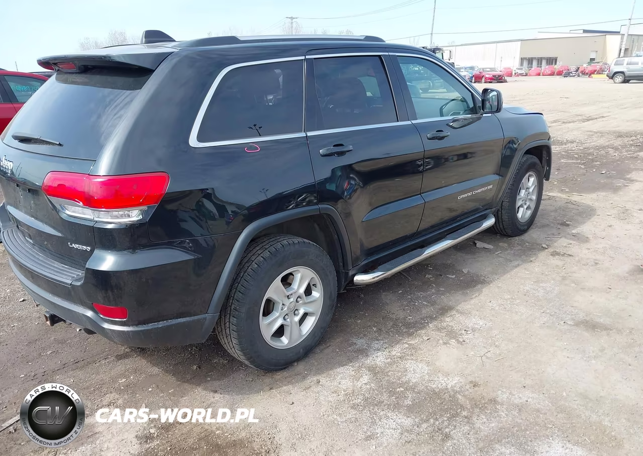 2015 Jeep Grand Cherokee Laredo VIN:1C4RJFAG7FC934019 - 4