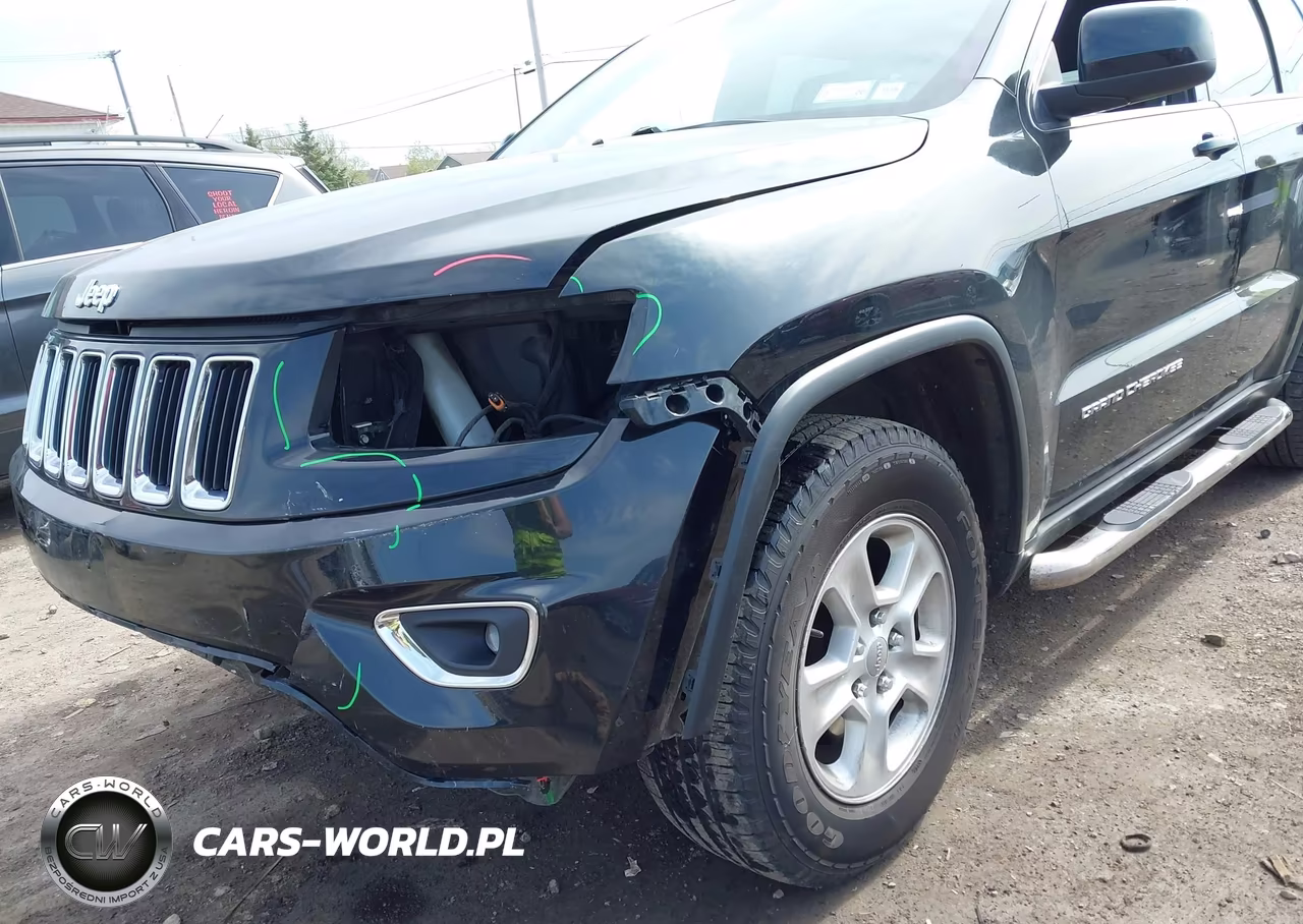 2015 Jeep Grand Cherokee Laredo VIN:1C4RJFAG7FC934019 - 6