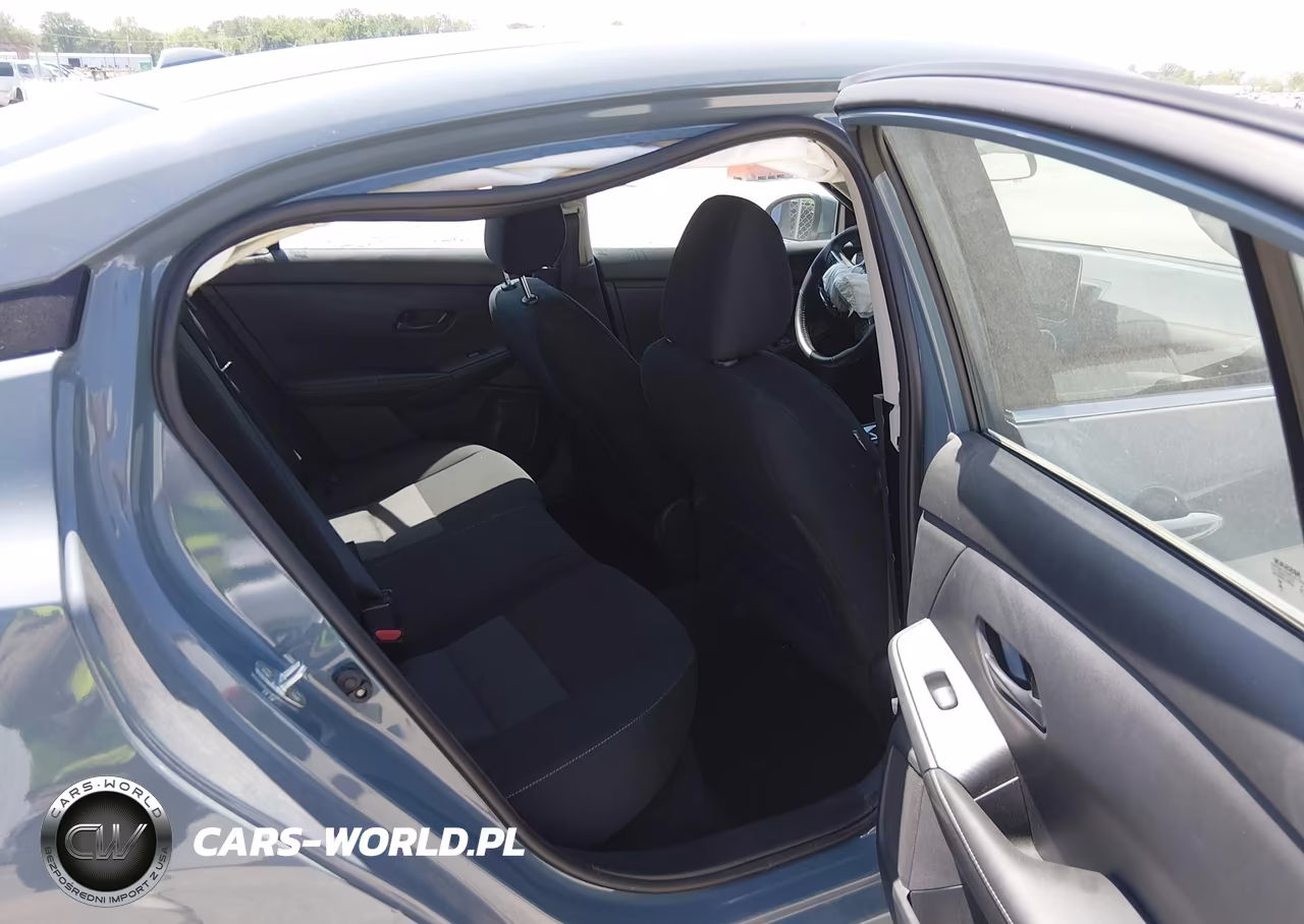 2025 Nissan Sentra Sv VIN:3N1AB8CV0SY323416 - 8