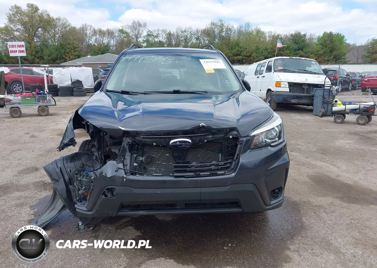 2019 Subaru Forester Premium VIN:JF2SKAGC9KH420113 - 13
