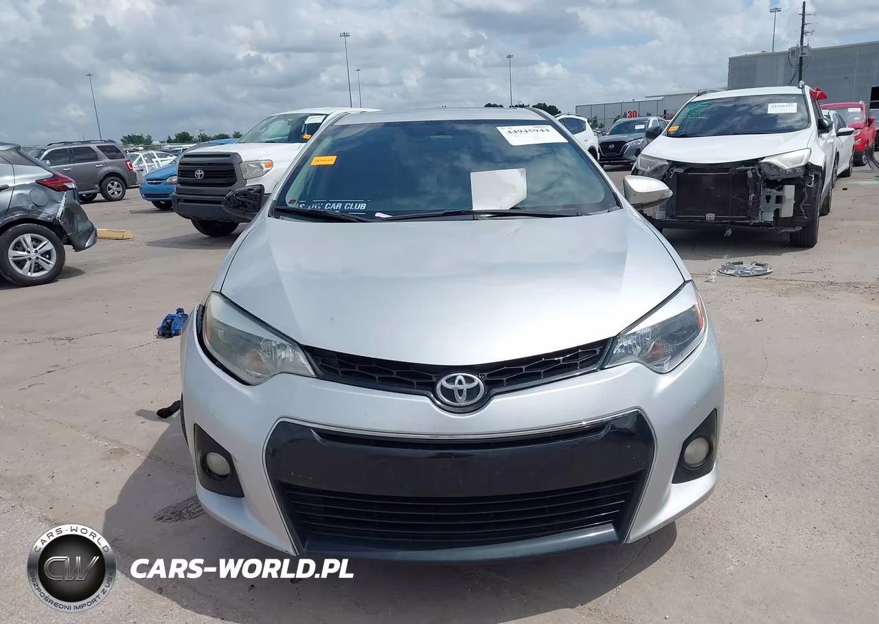 2015 Toyota Corolla S Plus VIN:5YFBURHE0FP181553 - 11