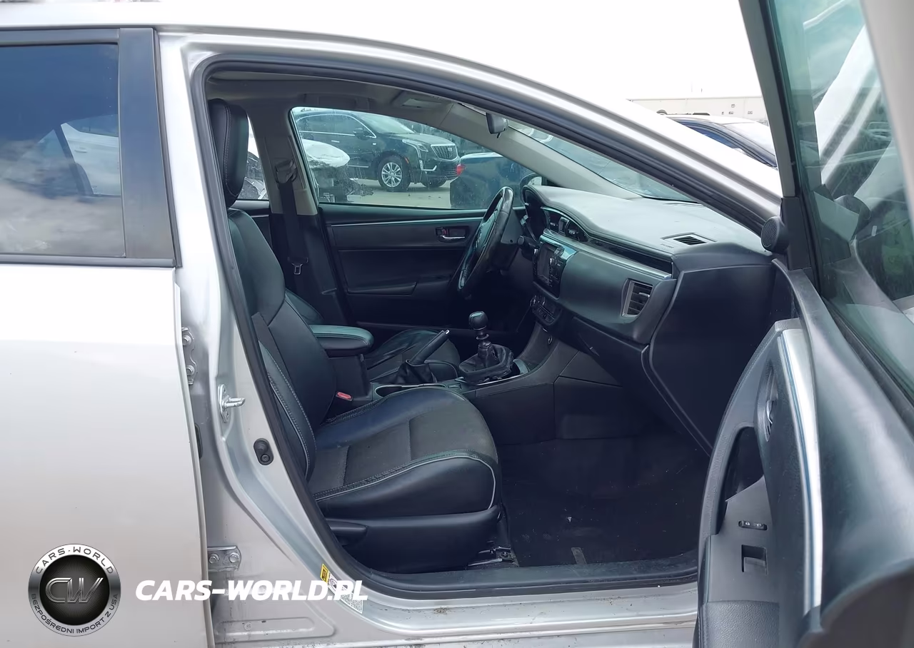 2015 Toyota Corolla S Plus VIN:5YFBURHE0FP181553 - 5