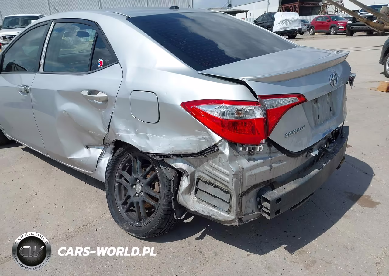 2015 Toyota Corolla S Plus VIN:5YFBURHE0FP181553 - 6