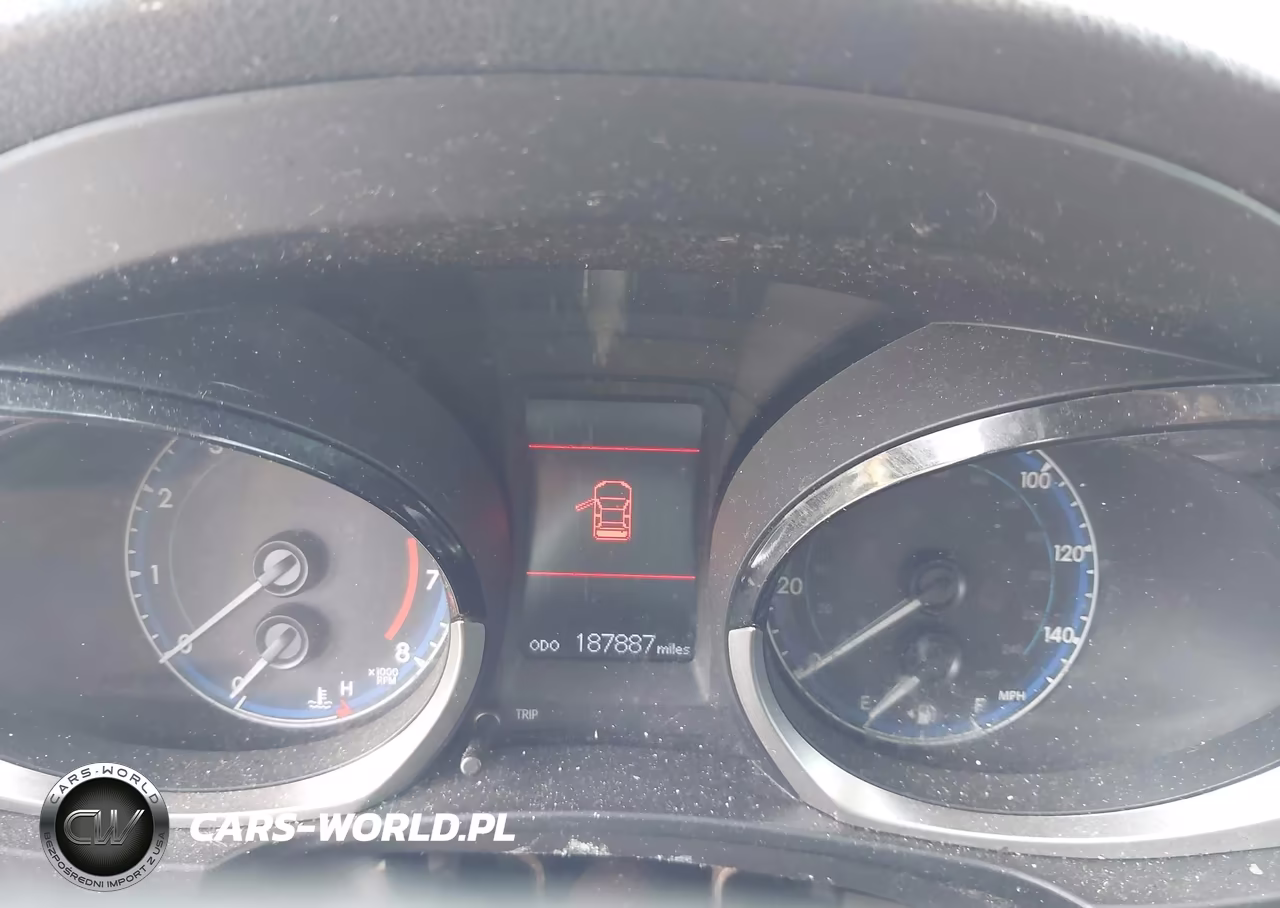 2015 Toyota Corolla S Plus VIN:5YFBURHE0FP181553 - 7