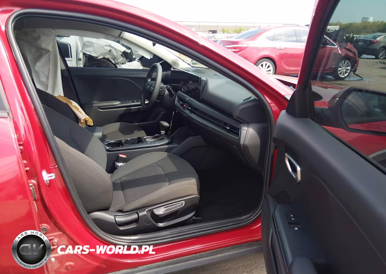2026 Kia K4 Lxs VIN:3KPFT4DE6TE296457 - 5