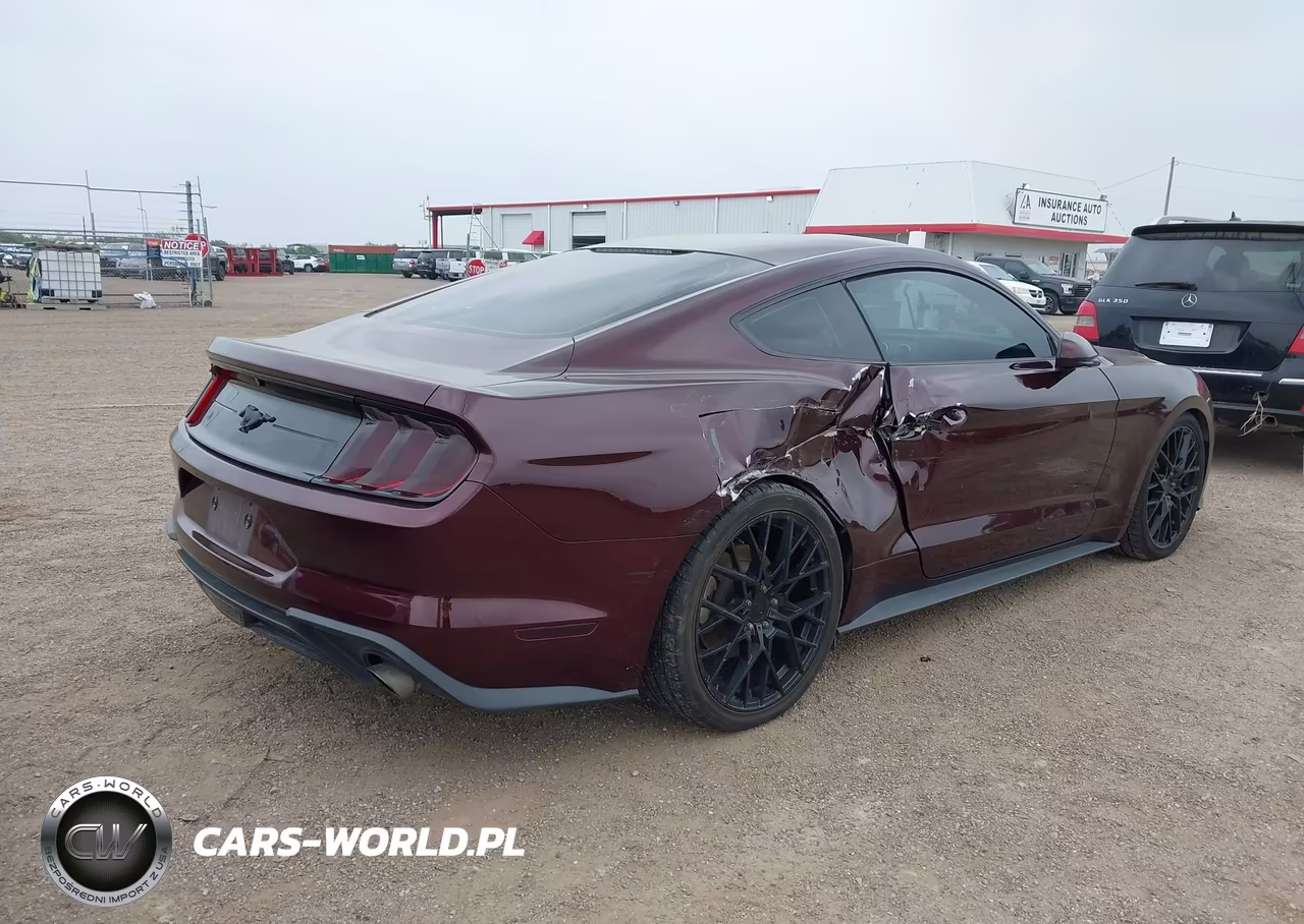 2018 Ford Mustang Ecoboost VIN:1FA6P8TH2J5123587 - 4